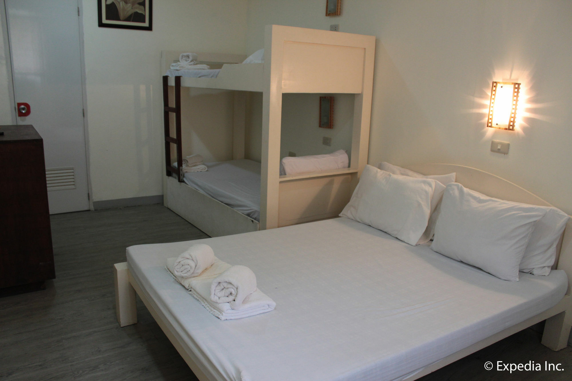 Reddoorz Plus Near Vigan Convention Center 외부 사진