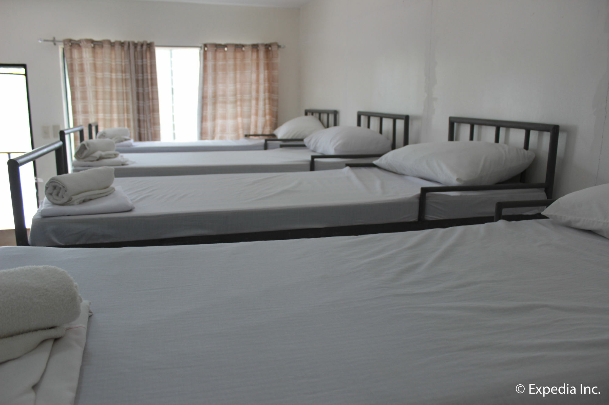 Reddoorz Plus Near Vigan Convention Center 외부 사진