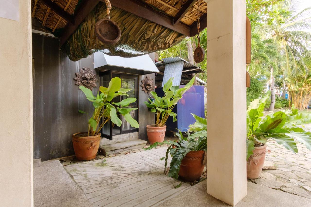 Reddoorz Plus Near Vigan Convention Center 외부 사진